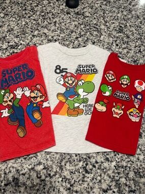 Nintendo Kids Super Mario Graphic Tees - Red & Heather Gray